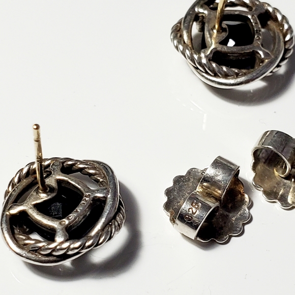 SOLD Authentic David Yurman infinity earrings - Picture 5 of 8